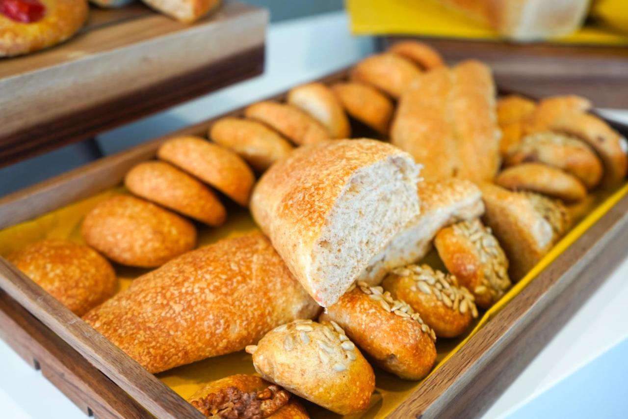 Hotel Alexandra - Beach Front - Healthy Xxl Breakfast & Brunch Until 12 30 - Parking Included Misano Adriatico Exterior photo